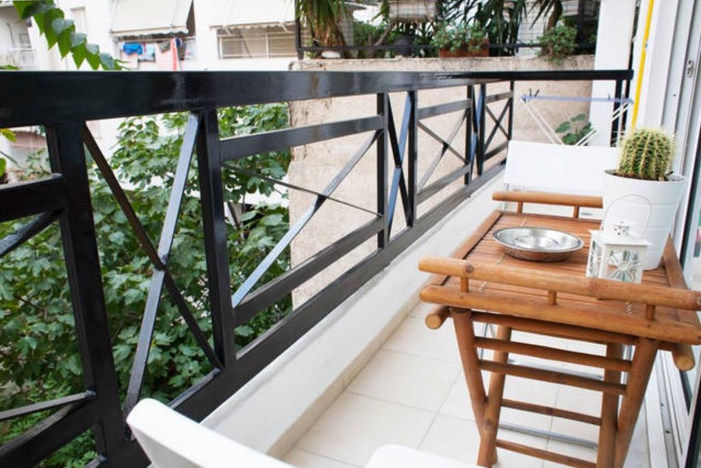 Thelma'S Apartment Atenas Exterior foto